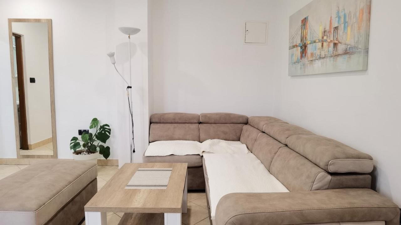 Apartments Njegovan Crikvenica Εξωτερικό φωτογραφία